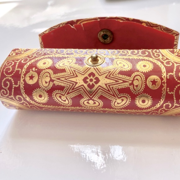 Vintage Fiocchi Italian Snap Lipstick Case w/Mirror - Picture 3 of 8